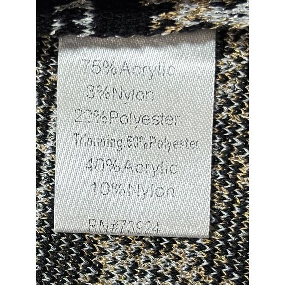 Duster - Picture 8 of 11